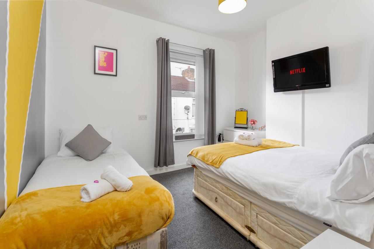 Comfortable Liverpool Townhouse - Free Parking ภายนอก รูปภาพ